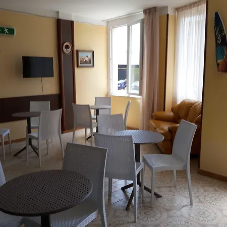 Hotel Rosy 2*