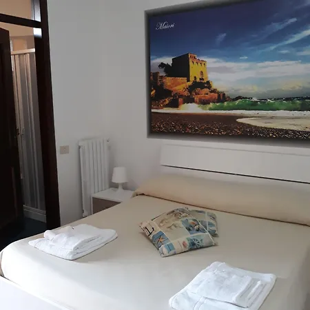 Rosy Hotel