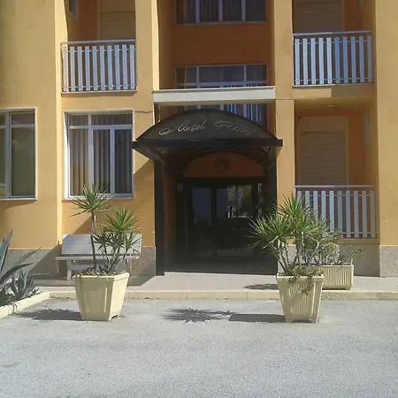 Hotel Rosy 2*