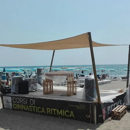 Hotel Rosy 2*