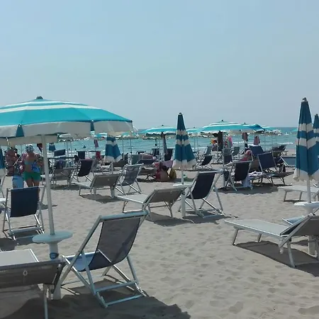 Hotel Rosy 2*